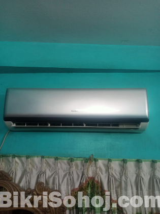 GREE SPLIT AIR CONDITIONER INDOOR & OUTDOOR UNIT